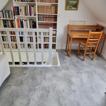 La Maison Au Bord De L'eau *